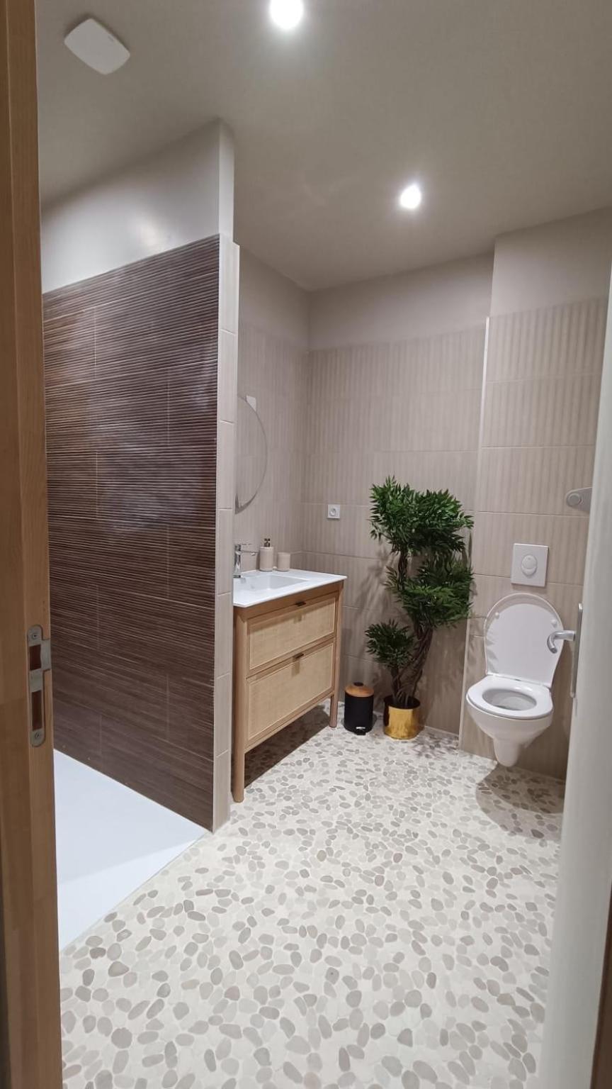 Loveroom Japon Avec Balneotherapie Tolón Exterior foto